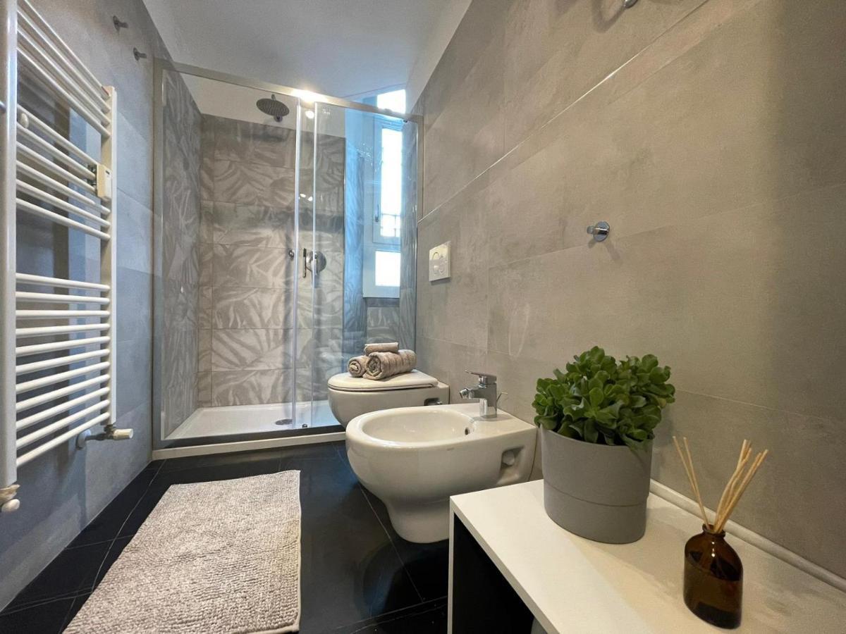 Apartament Navigli Design Loft - 7 Stops From Duomo, Ac, Netflix Mediolan Zewnętrze zdjęcie